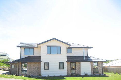 Photo of property in 17 Pentonville Close, Westmorland, Christchurch, 8025