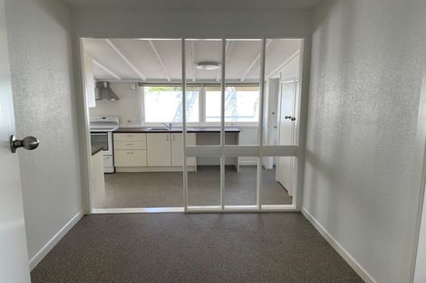 Photo of property in 1/18 Ocean View Road, Milford, Auckland, 0620