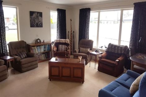 Photo of property in 16 Bond Street, Waimate, 7924