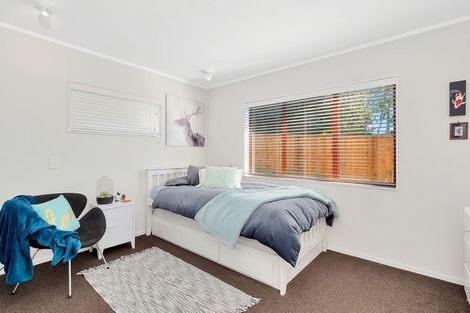 Photo of property in 20a Seaview Road, Otumoetai, Tauranga, 3110