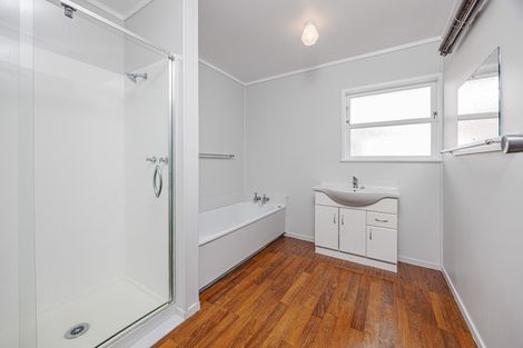 Photo of property in 3/66 Great South Road, Papakura, 2110