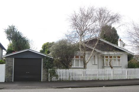 Photo of property in 65 Gover Street, New Plymouth, 4310