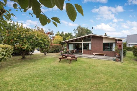 Photo of property in 2 Thomson Street, Arrowtown, 9302