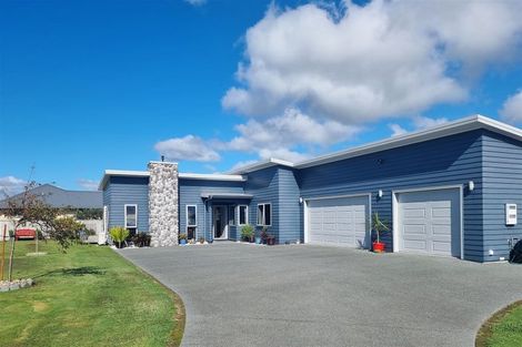 Photo of property in 5 Grange Lane, Waipu, 0510