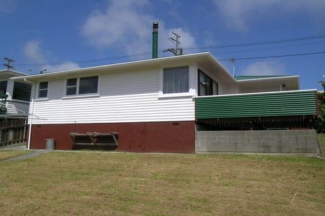 Photo of property in 8 Mark Avenue, Paparangi, Wellington, 6037