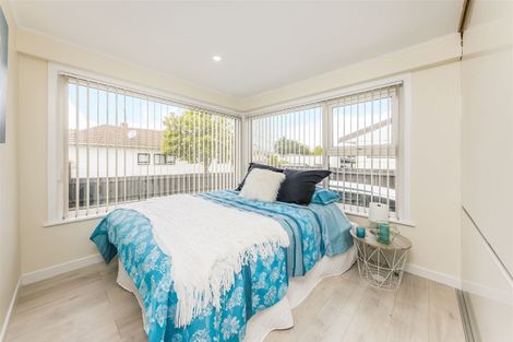 Photo of property in 2/15 Hill Road, Papatoetoe, Auckland, 2025