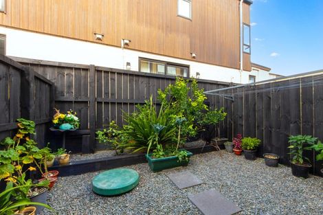 Photo of property in 19 Peihana Road, Hobsonville, Auckland, 0616