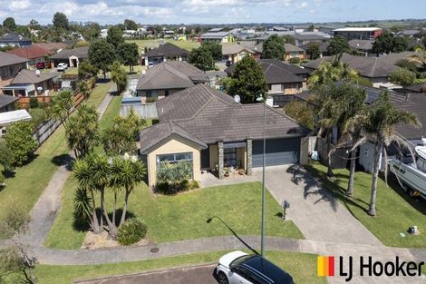 Photo of property in 29 Girvan Terrace, Wattle Downs, Auckland, 2103