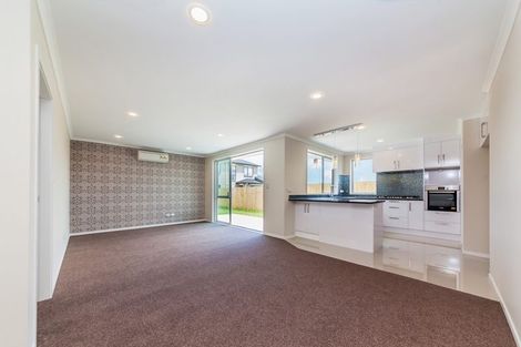 Photo of property in 18 Wellfield Drive, Papakura, 2110