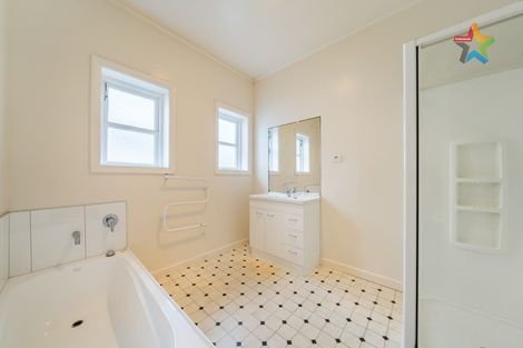 Photo of property in 7 Collingwood Street, Waterloo, Lower Hutt, 5011