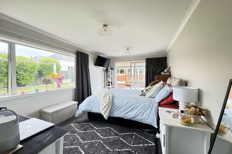 Photo of property in 29 Mornington Road, Balaclava, Dunedin, 9011