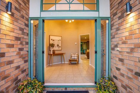 Photo of property in 70a Shaw Road, Oratia, Auckland, 0604