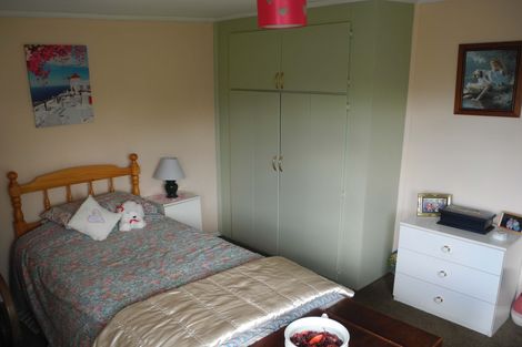 Photo of property in 17 Rugby Street, Waimate, 7924