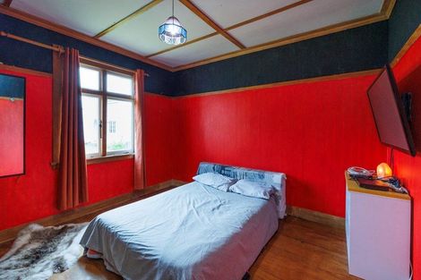 Photo of property in 42 Harris Street, Marton, 4710