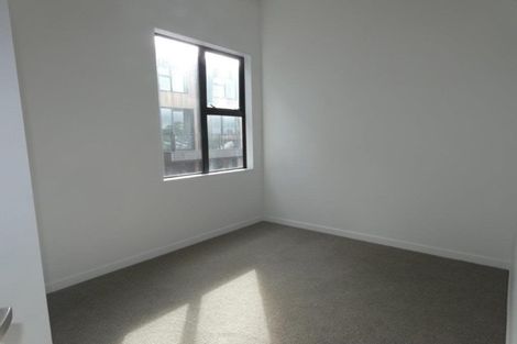 Photo of property in 10/20 Trent Street, Island Bay, Wellington, 6023