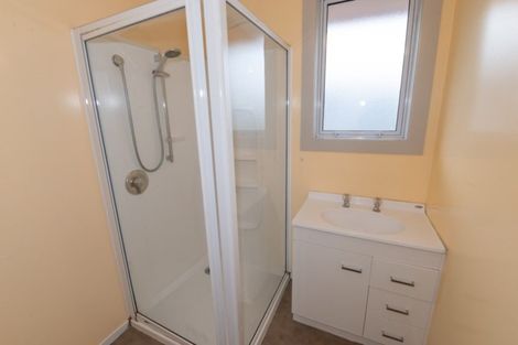 Photo of property in 4 Campbell Street, Alexandra, 9320