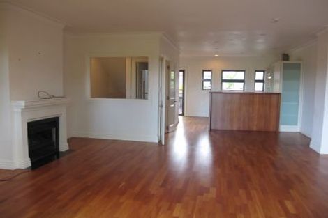 Photo of property in 5/177 Hurstmere Road, Takapuna, Auckland, 0622