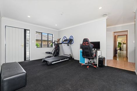 Photo of property in 13 Dixon Road, Fitzroy, Hamilton, 3206