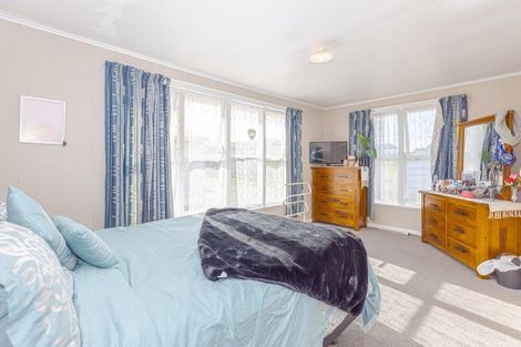 Photo of property in 8 Cross Street, Castlecliff, Whanganui, 4501