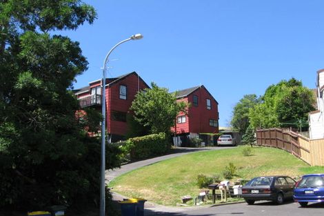 Photo of property in 2/84 Stott Avenue, Birkdale, Auckland, 0626