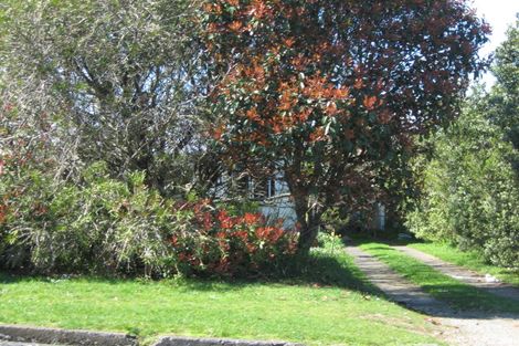 Photo of property in 3 Queens Road, Glen Avon, New Plymouth, 4312