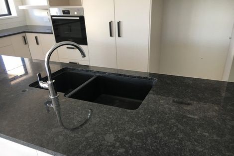 Photo of property in 9a Waghorn Street, Pyes Pa, Tauranga, 3112