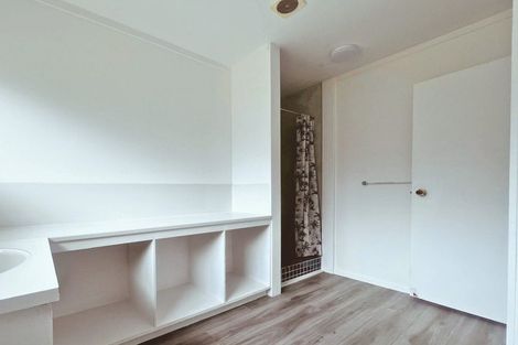 Photo of property in 2 Garboard Lane, Whitby, Porirua, 5024