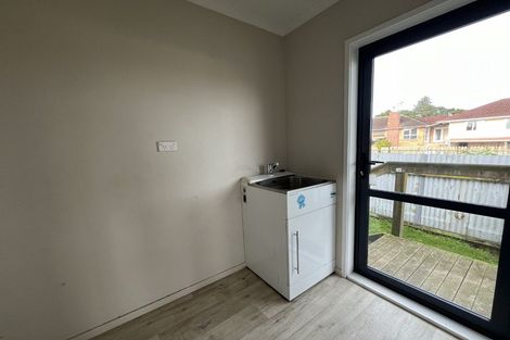 Photo of property in 77 Walmsley Road, Otahuhu, Auckland, 1062