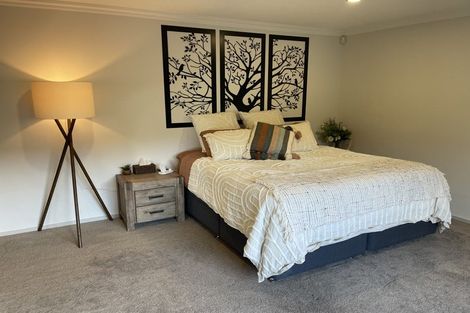 Photo of property in 22 Marwan Crescent, The Gardens, Auckland, 2105