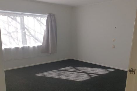Photo of property in 17 Shanley Crescent, Waiuku, 2123