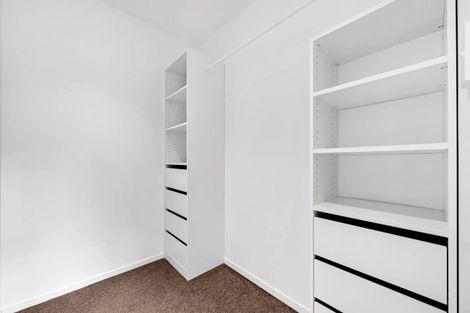 Photo of property in 37c Tawhiri Road, One Tree Hill, Auckland, 1061