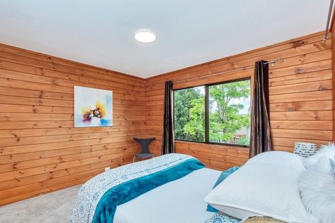 Photo of property in 1/21 Chablis Place, Henderson, Auckland, 0612