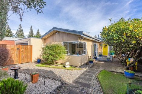 Photo of property in 33 Wharemauku Road, Raumati Beach, Paraparaumu, 5032