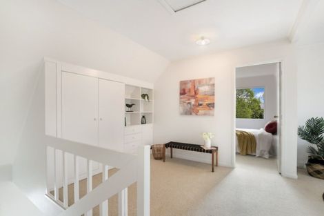 Photo of property in 2/58 Opaheke Road, Opaheke, Papakura, 2113