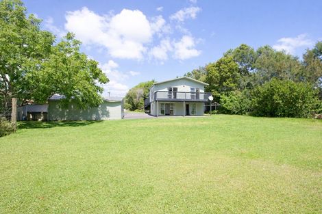 Photo of property in 14 Lyon Road, Waimauku, 0883