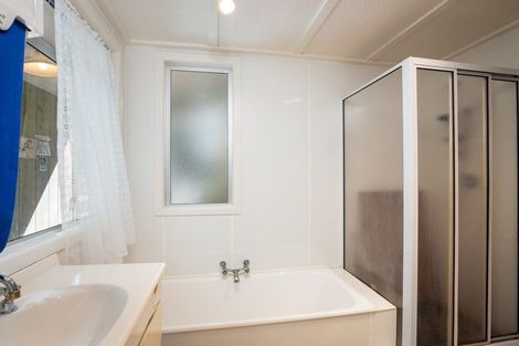 Photo of property in 429 Devon Street West, Lynmouth, New Plymouth, 4310