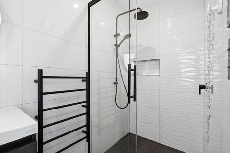 Photo of property in 3 Pilot Lane, Whitby, Porirua, 5024