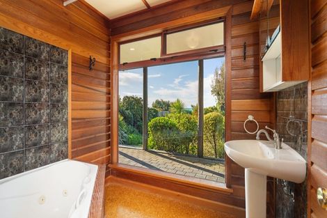 Photo of property in 180 Rarangi Beach Road, Rarangi, Blenheim, 7273