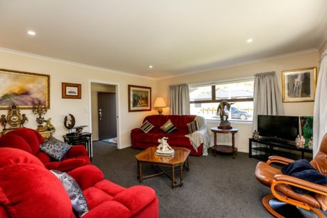 Photo of property in 44 Magnolia Drive, Westown, New Plymouth, 4310