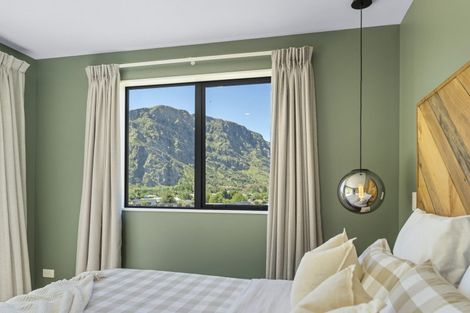 Photo of property in 22 Morning Star Terrace, Arthurs Point, Queenstown, 9371