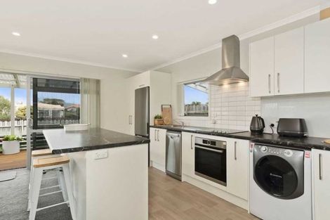 Photo of property in 299a Dickson Road, Papamoa Beach, Papamoa, 3118