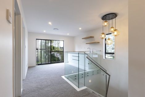 Photo of property in 4a Ramillies Place, Glenfield, Auckland, 0629