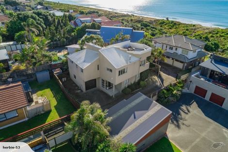 Photo of property in 285a Oceanbeach Road, Mount Maunganui, 3116