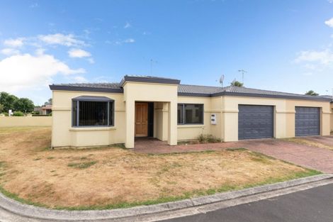Photo of property in 13 Sudbury Court, Rototuna North, Hamilton, 3210