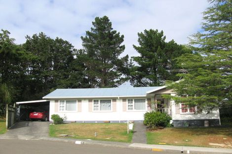 Photo of property in 36 Vista Crescent, Maoribank, Upper Hutt, 5018