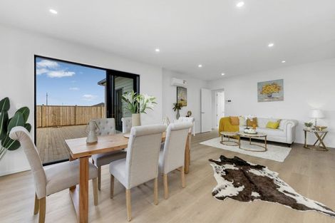 Photo of property in 35 Kaitiaki Drive, Clarks Beach, 2122