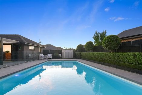 Photo of property in 11 Foxbury Court, Rototuna North, Hamilton, 3210