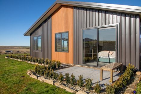 Photo of property in 1 Stella Way, Waikerikeri, Alexandra, 9391