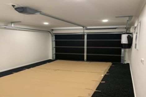 Photo of property in 4a Kelman Road, Kelston, Auckland, 0602