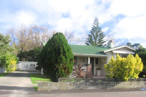 Photo of property in 30 Shamrock Street, Takaro, Palmerston North, 4412